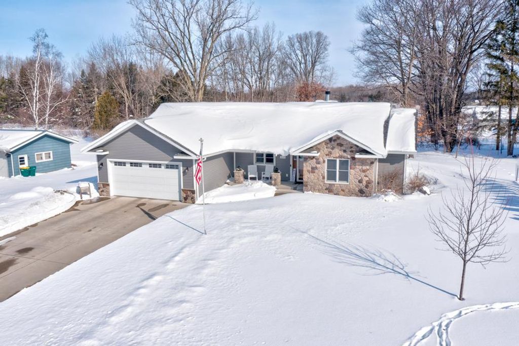 Photo of 3810 Irving STREET, Marinette, WI 54143 (MLS # 50322675)