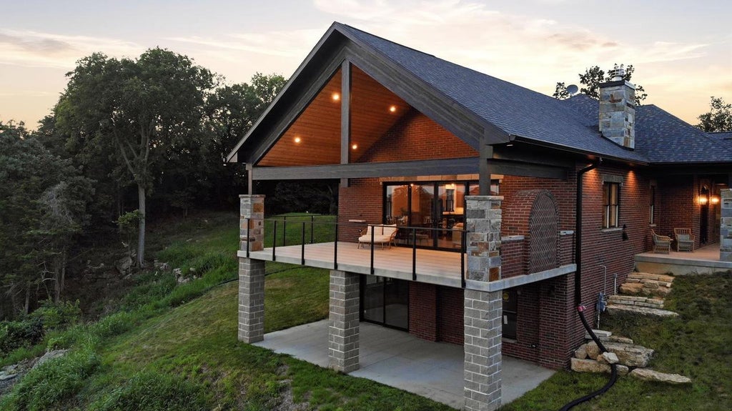 Photo of 1597 Bluff Hollow TRAIL, Hazel Green, WI 53811 (MLS # 2029781)