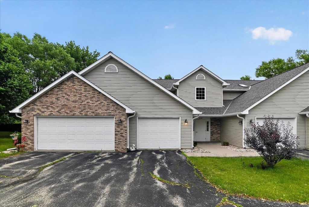 Photo of 494 Cledell STREET #4, Oregon, WI 53575 (MLS # 2025721)