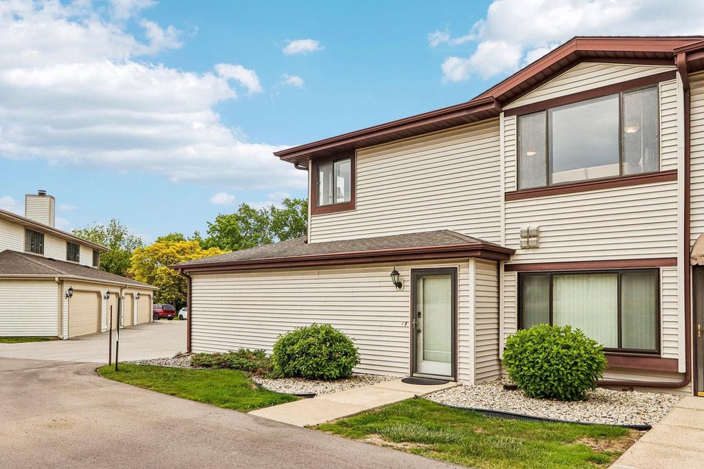 Photo of 3212 Wood ROAD, Mount Pleasant, WI 53406 (MLS # 1965598)