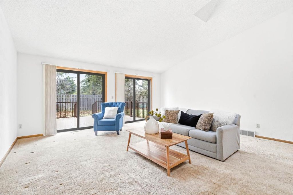 Photo of 3411 N Marcos LANE, Appleton, WI 54911 (MLS # 50323398)