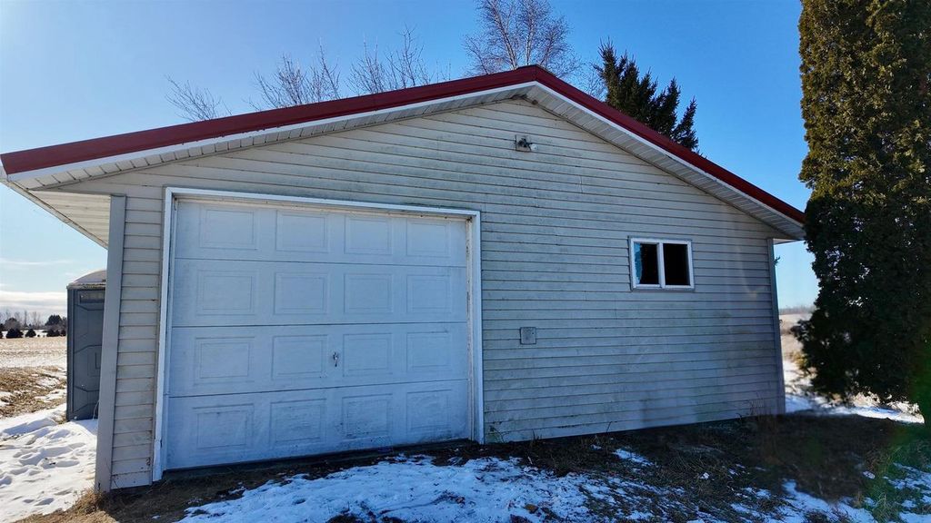 Photo of E5121 Lovers LANE, Kewaunee, WI 54216 (MLS # 50320683)