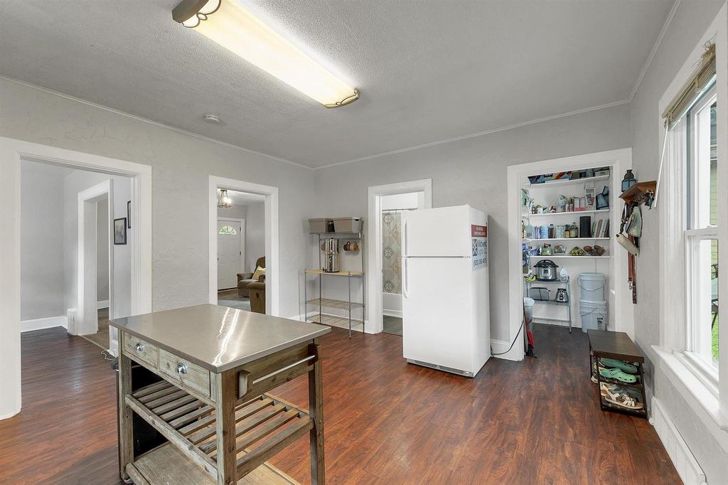 Photo of 1123 Cass STREET, Green Bay, WI 54301 (MLS # 50328884)