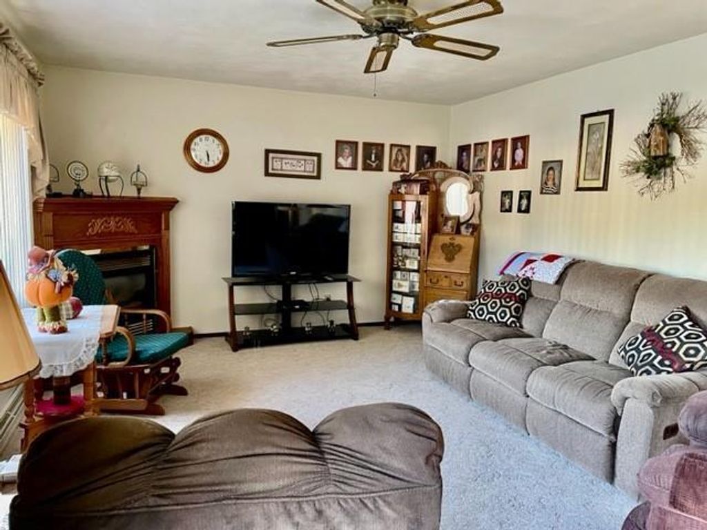 Photo of 4554 N 37th STREET, Milwaukee, WI 53209 (MLS # 1944346)