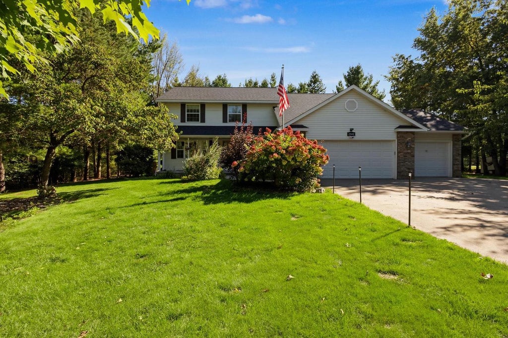 Photo of 2340 Ok Bluff CIRCLE, Plover, WI 54467 (MLS # 22604748)