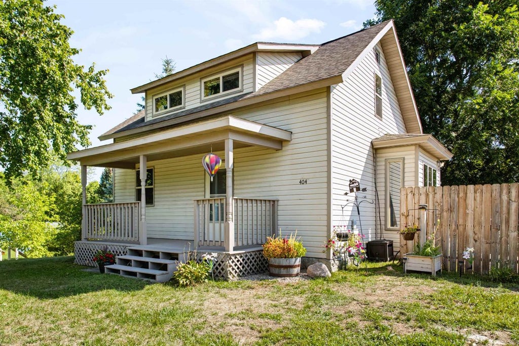 Photo of 404 S Ellms STREET, Wittenberg, WI 54499 (MLS # 22604223)