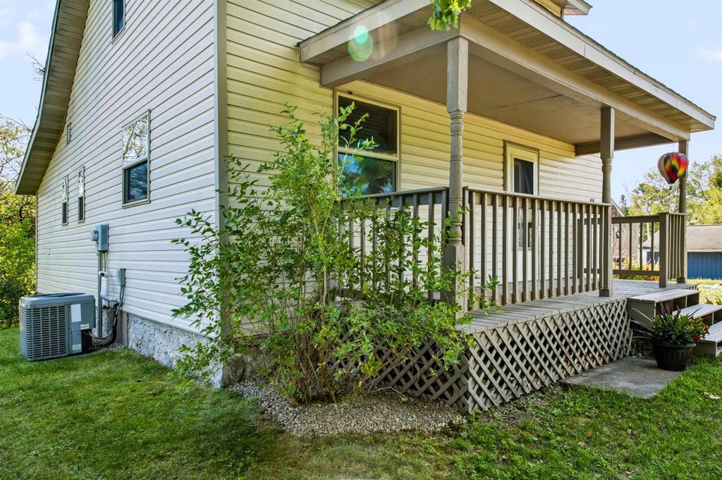Photo of 404 S Ellms STREET, Wittenberg, WI 54499 (MLS # 22604223)