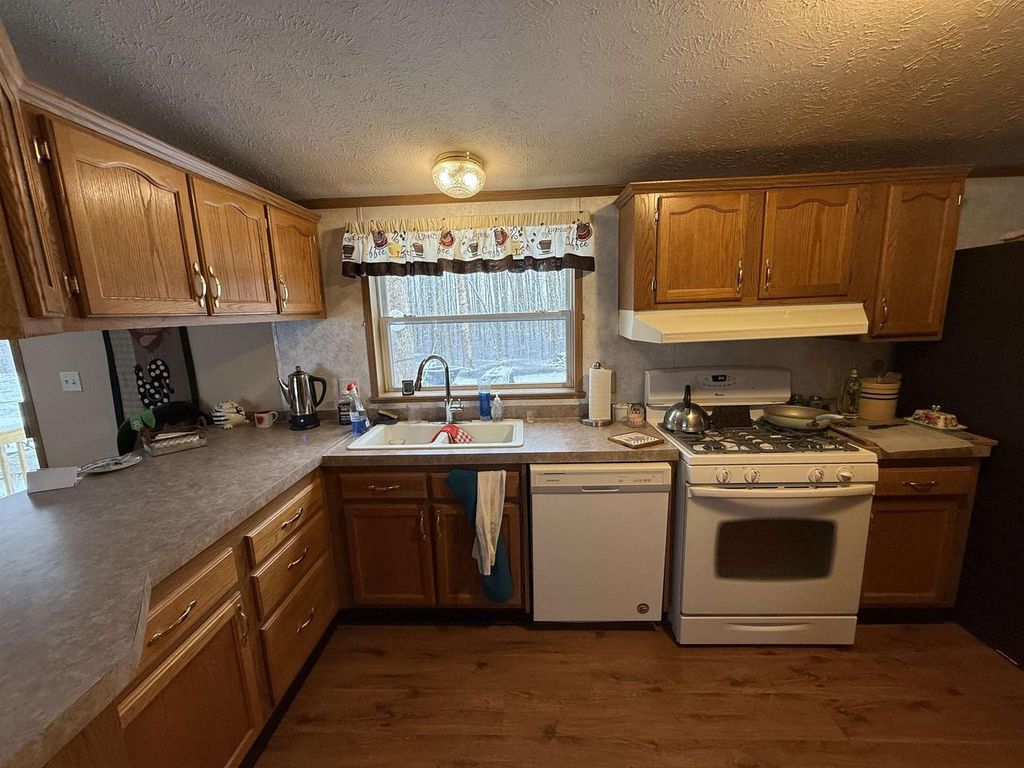 Photo of W4683 Swan Acre DRIVE, Cecil, WI 54111 (MLS # 50322354)