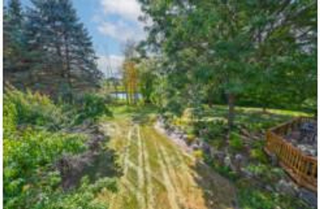 Photo of N19W22081 Fox View COURT #2B, Waukesha, WI 53186 (MLS # 1946160)