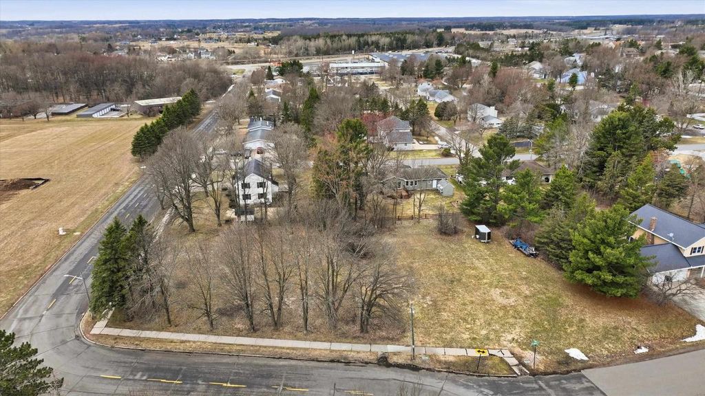 Photo of Lot 10 N Wood AVENUE, Marshfield, WI 54449 (MLS # 22601404)