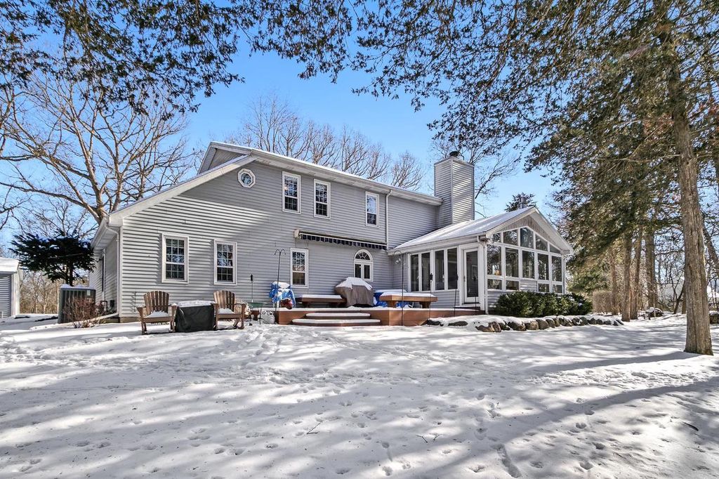 Photo of 3341 N Chaucer COURT, Janesville, WI 53545 (MLS # 2017470)