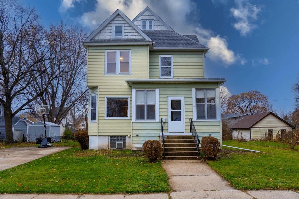 Photo of 244 E Linden DRIVE, Jefferson, WI 53549 (MLS # 2013015)