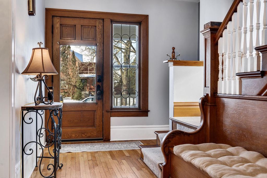 Photo of 141 13th STREET SOUTH STREET S, La Crosse, WI 54601 (MLS # 1948749)