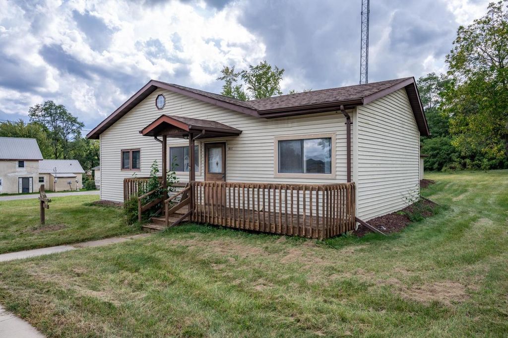 Photo of 511 Weston STREET, Necedah, WI 54646 (MLS # 2009474)