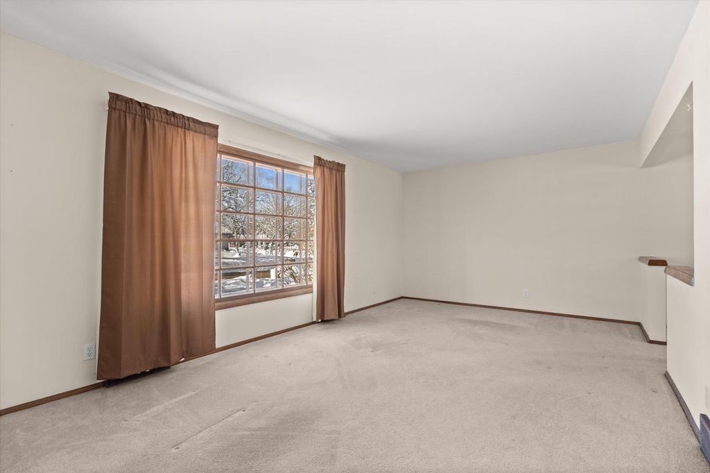 Photo of 214 S Regis ROAD, Saukville, WI 53080 (MLS # 1942861)