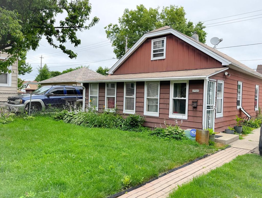 Photo of 2960 N 47th STREET, Milwaukee, WI 53210 (MLS # 1952027)