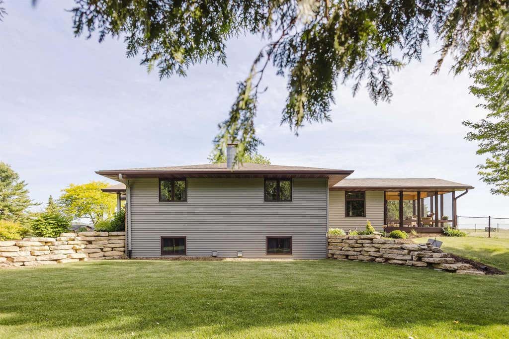 Photo of 17150 Liberty ROAD, Belmont, WI 53510 (MLS # 2023988)