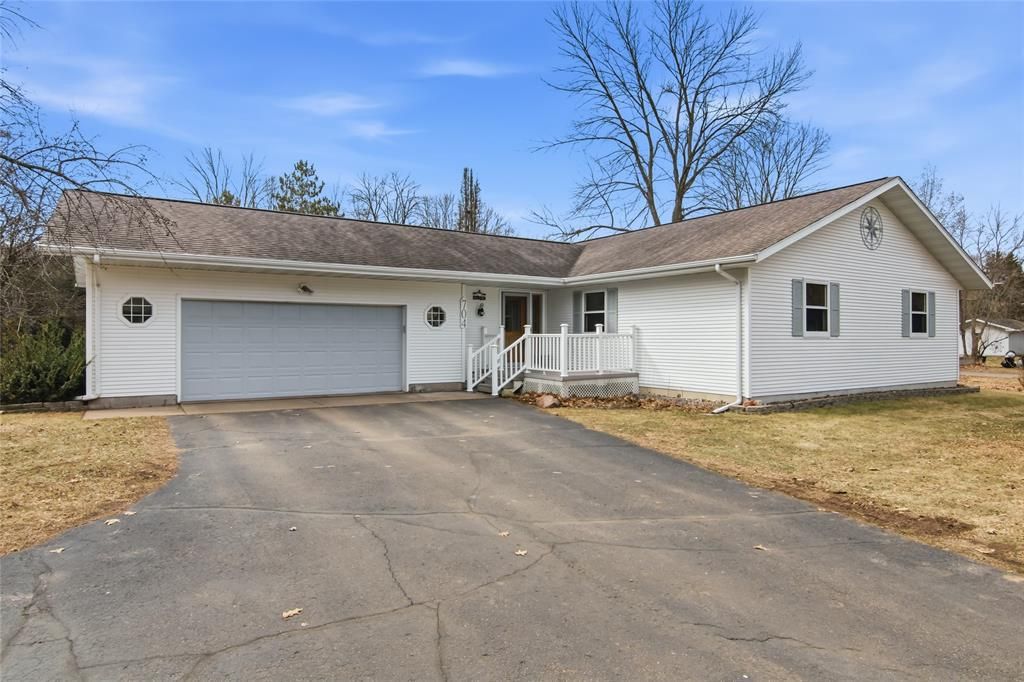 Photo of 704 Phillips AVENUE, Ladysmith, WI 54848 (MLS # 1599677)