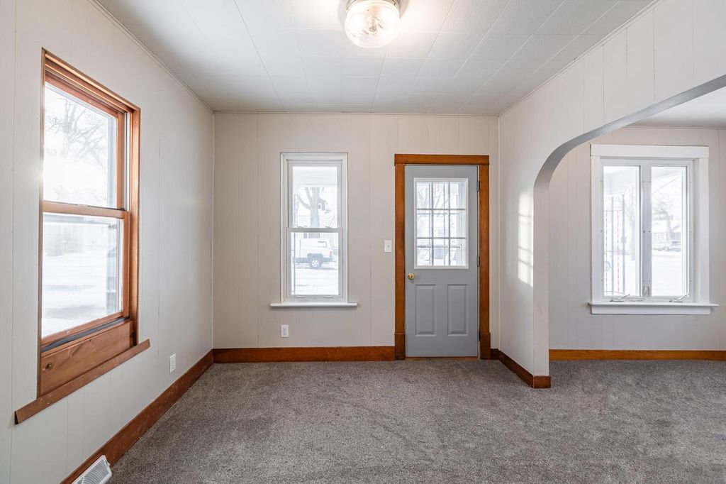 Photo of 2011 21st STREET SOUTH STREET S, La Crosse, WI 54601 (MLS # 1946154)