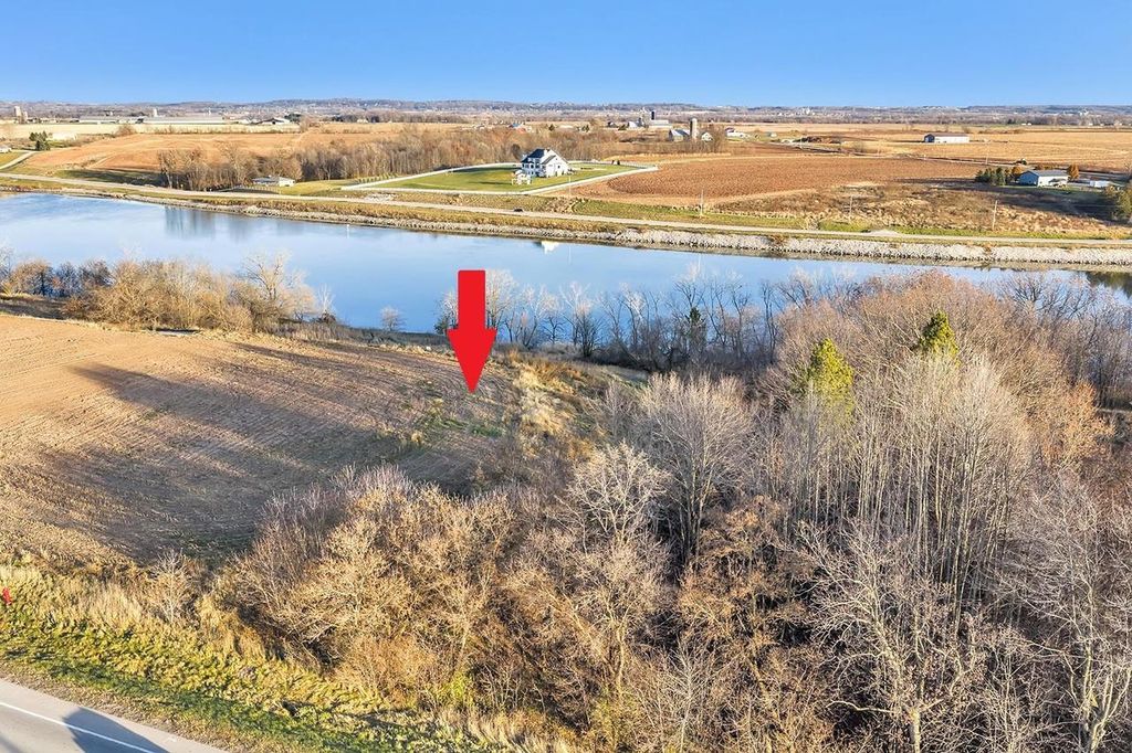 Photo of 4351 Lost Dauphin ROAD, De Pere, WI 54115 (MLS # 50324412)