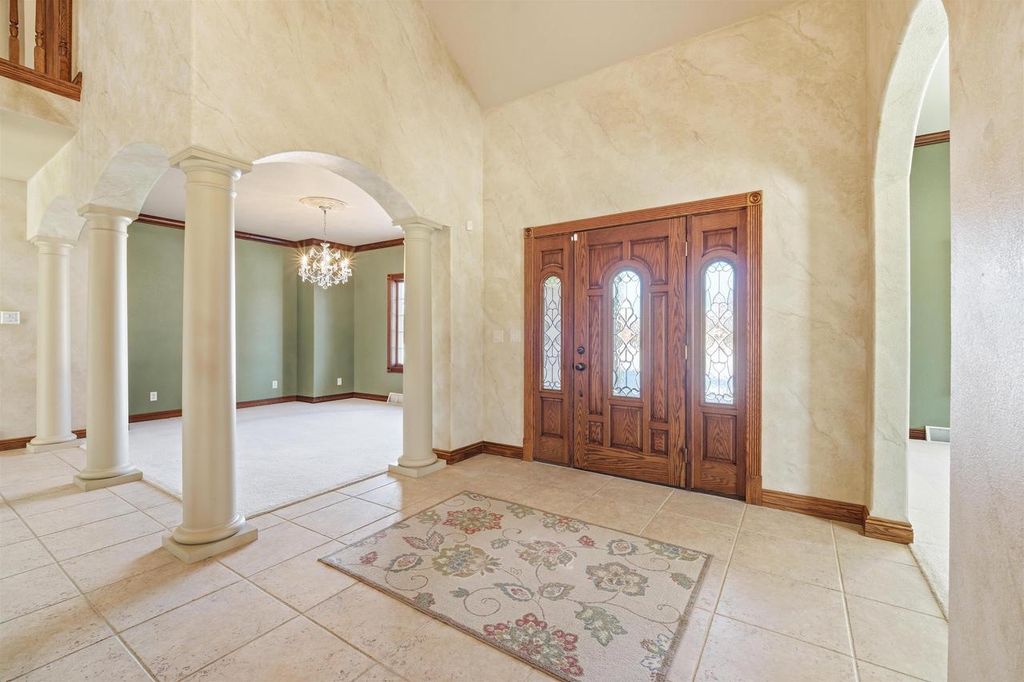 Photo of 876 Estate DRIVE, Fond Du Lac, WI 54935 (MLS # 50319541)