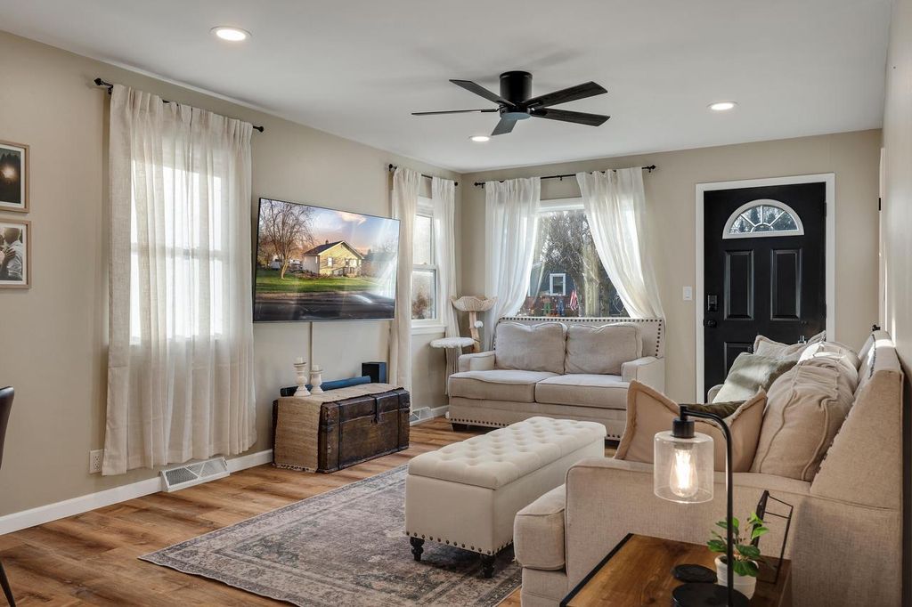 Photo of 407 Morris STREET, Holmen, WI 54636 (MLS # 1943864)