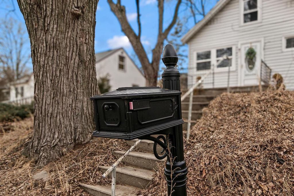 Photo of 617 E Edgewater STREET, Portage, WI 53901 (MLS # 2017635)