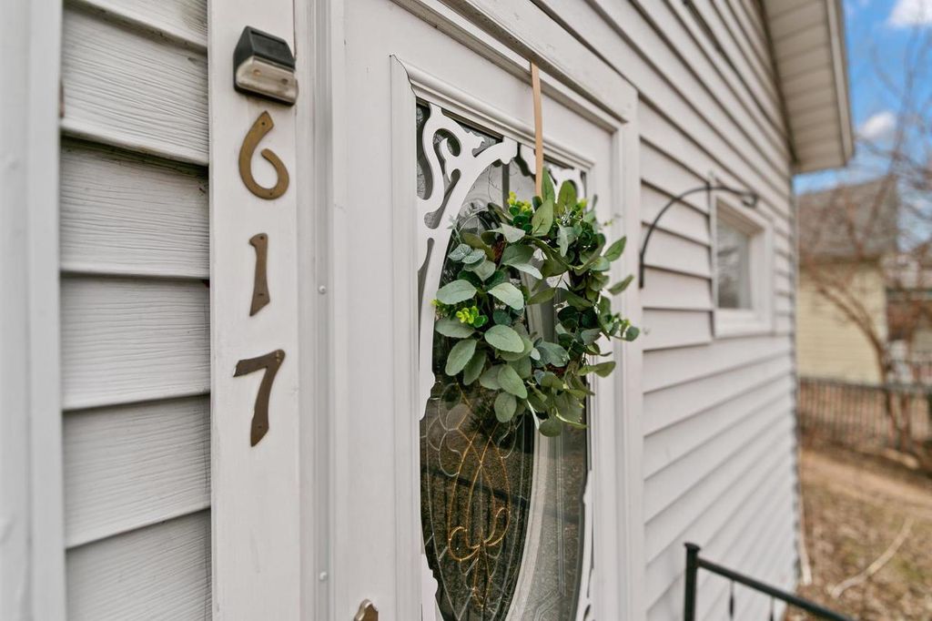 Photo of 617 E Edgewater STREET, Portage, WI 53901 (MLS # 2017635)