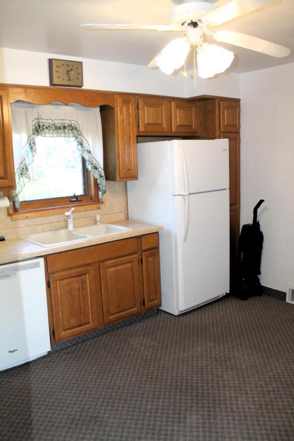 Photo of 2924 South AVENUE, La Crosse, WI 54601 (MLS # 1940016)