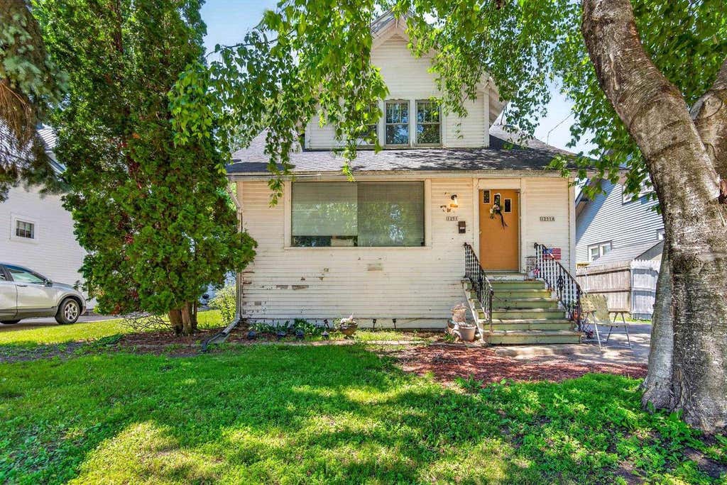 Photo of 1251 Walnut STREET, Oshkosh, WI 54901 (MLS # 50328741)