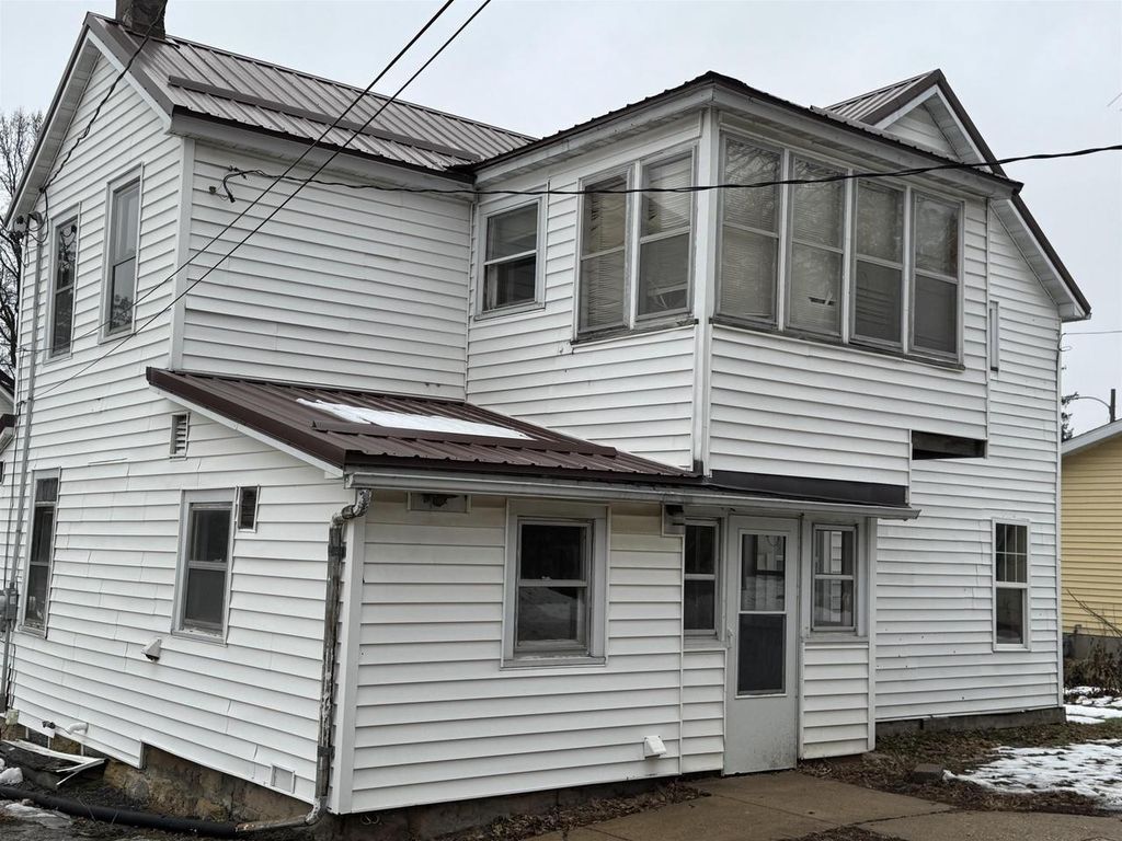 Photo of 409 Spring STREET, Highland, WI 53543 (MLS # 2014099)