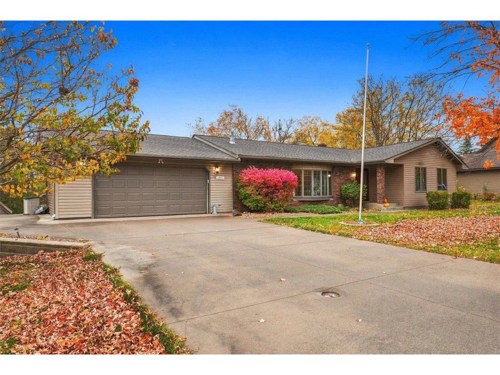 Photo of 1231 Parkview DRIVE, New Richmond, WI 54017 (MLS # 7161952)