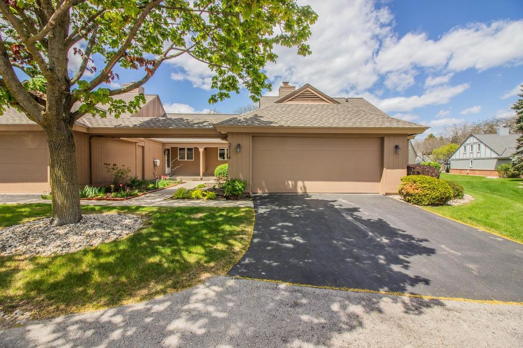 Photo of 2114 W Norfolk COURT #81, Mequon, WI 53092 (MLS # 1962594)
