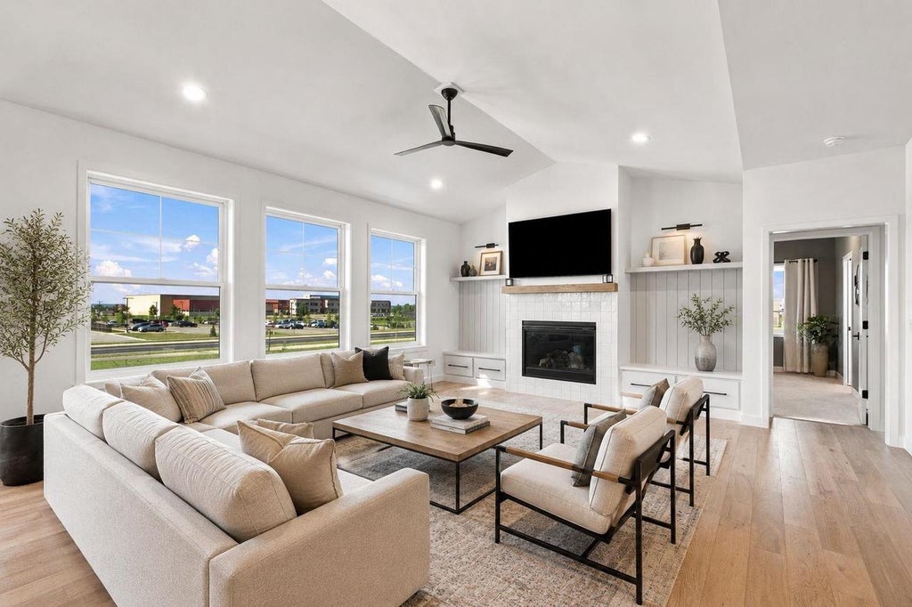 Photo of 1314 Spahn DRIVE, Waunakee, WI 53597 (MLS # 2027741)