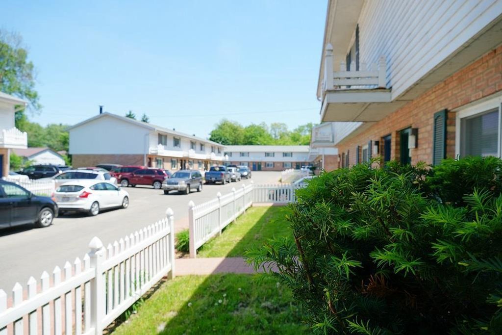 Photo of 1203 Macarthur ROAD, Madison, WI 53714 (MLS # 2011107)