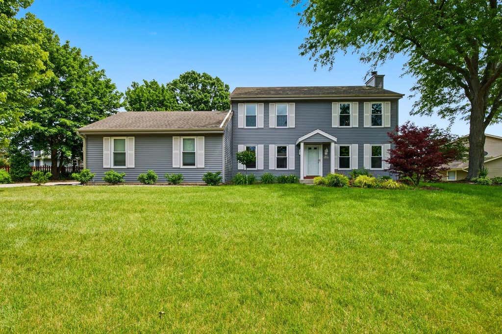 Photo of W169N10806 Redwood LANE, Germantown, WI 53022 (MLS # 2025444)
