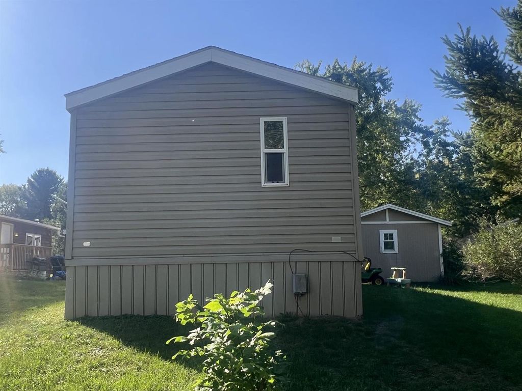 Photo of N2639 County Road Z C-36, Dousman, WI 53118 (MLS # 2009996)