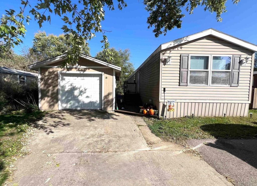 Photo of N2639 County Road Z C-36, Dousman, WI 53118 (MLS # 2009996)