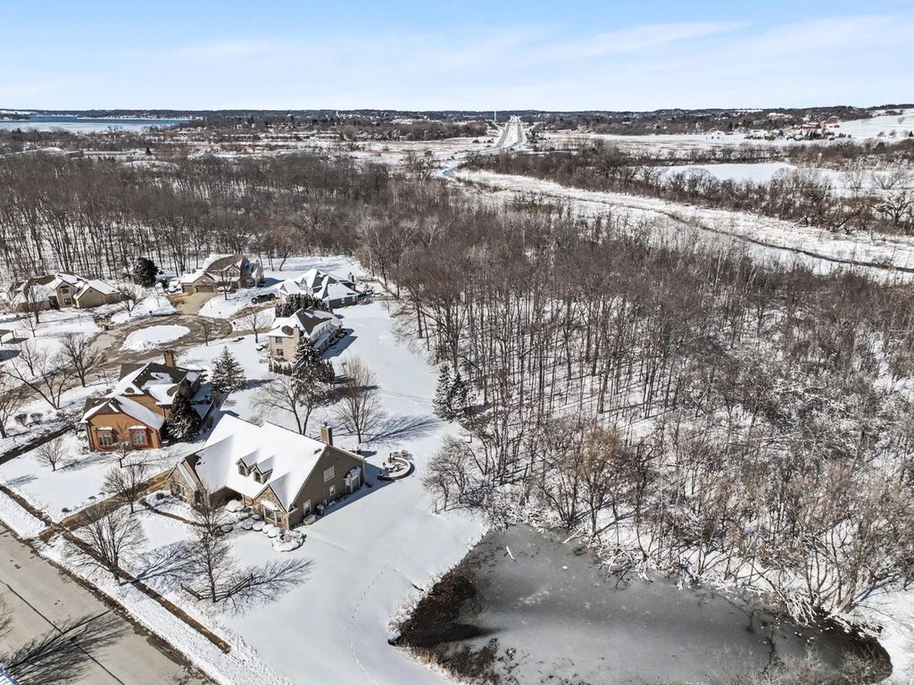 Photo of 293 Westfield WAY, Pewaukee, WI 53072 (MLS # 1954613)