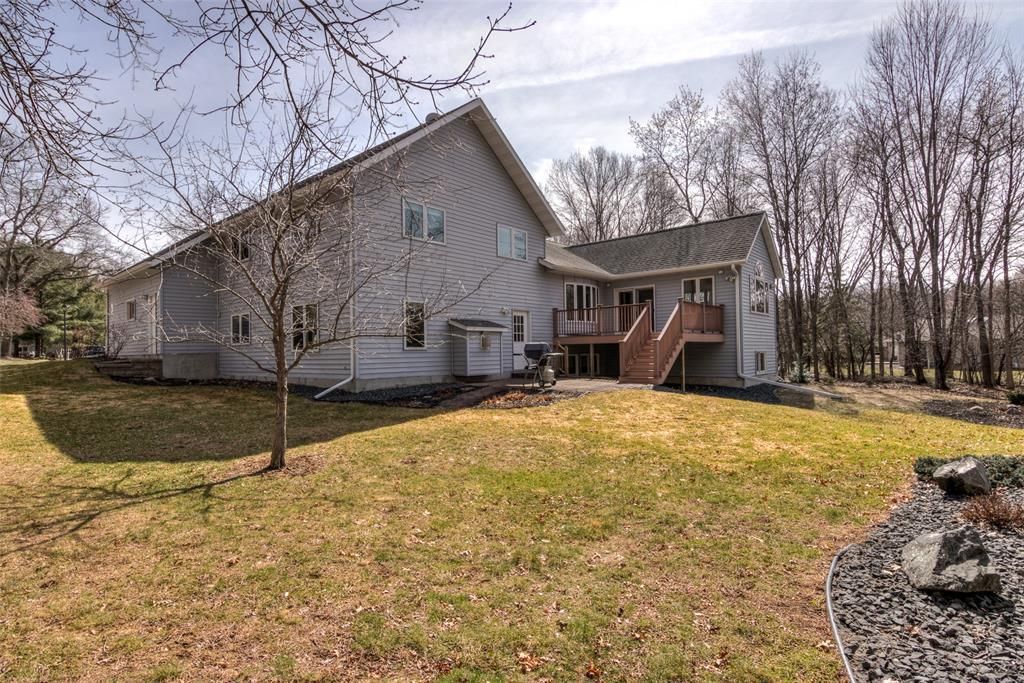 Photo of 472 Glenwood Ct, Chippewa Falls, WI 54729 (MLS # 1600037)