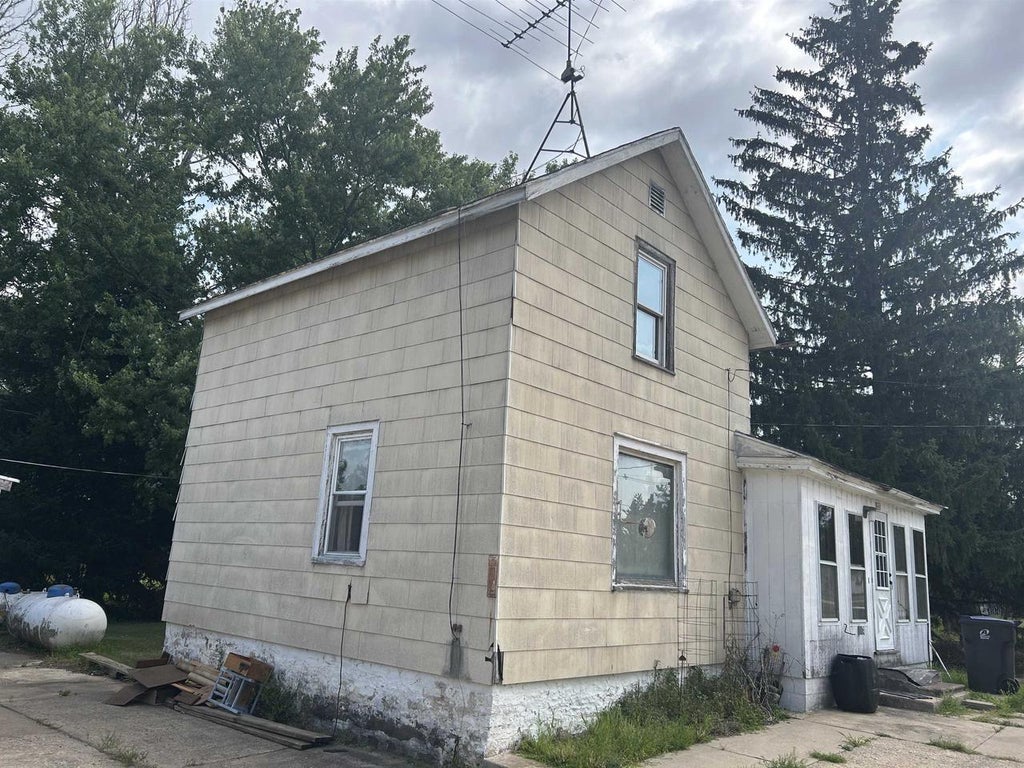 Photo of 400 N Farmer STREET, Princeton, WI 54968 (MLS # 2028539)