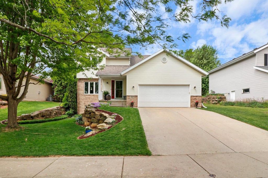 Photo of 2665 Granite CIRCLE, Fitchburg, WI 53711 (MLS # 2016725)