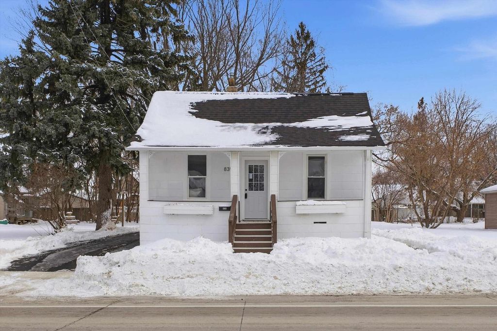 Photo of 839 Racine STREET, Menasha, WI 54952 (MLS # 50319174)