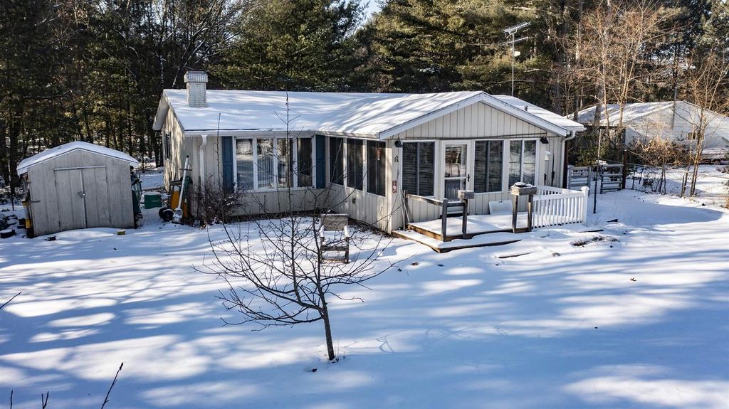 Photo of N1028 Chalet DRIVE, Waupaca, WI 54981 (MLS # 50320255)