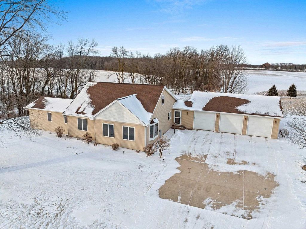 Photo of E0264 Church ROAD, Luxemburg, WI 54217 (MLS # 50320223)