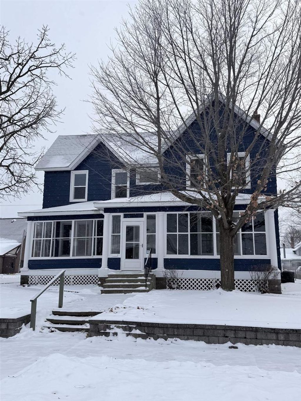 Photo of 1431 Newberry AVENUE, Marinette, WI 54143 (MLS # 50319126)
