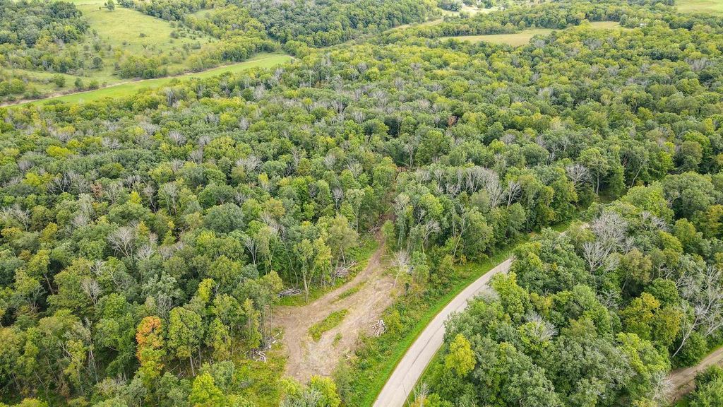 Photo of 2222 County Road Y, Dodgeville, WI 53533 (MLS # 2018906)