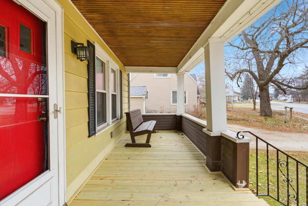 Photo of 609 W Scott STREET, Fond Du Lac, WI 54937 (MLS # 50318880)