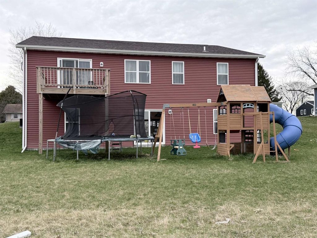 Photo of 524 S Main STREET, Juneau, WI 53039 (MLS # 2021011)
