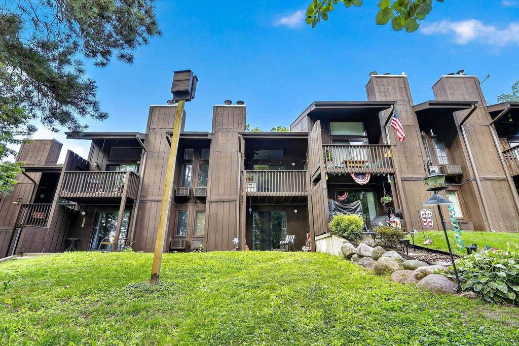 Photo of 6 Elm TRAIL, Wisconsin Dells, WI 53965 (MLS # 2027589)